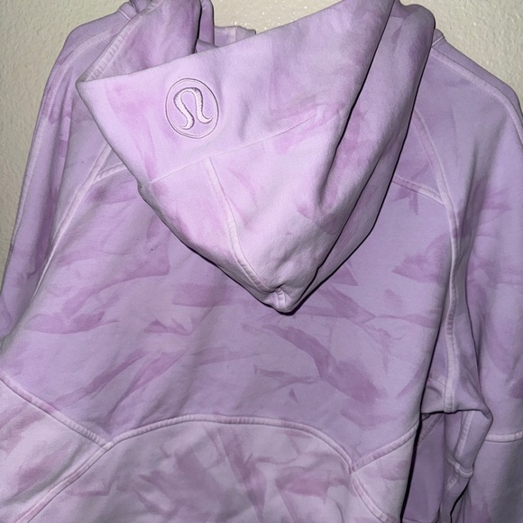 Lululemon Scuba Oversized Half-Zip Hoodie
Mineral Dye Purple Cosmos 🦄 - Picture 6 of 8